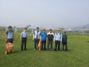 밀양 체육공원 환경정화 활동